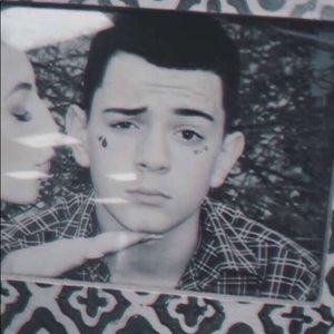 Meet your Posher, Robyeet